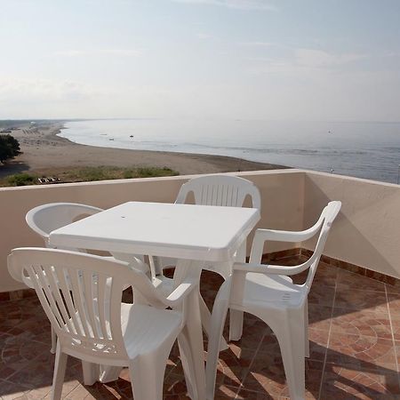 Sand And Sea Apartments Ulcinj Exterior photo