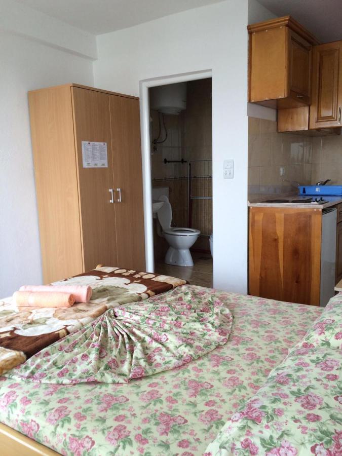 Sand And Sea Apartments Ulcinj Exterior photo